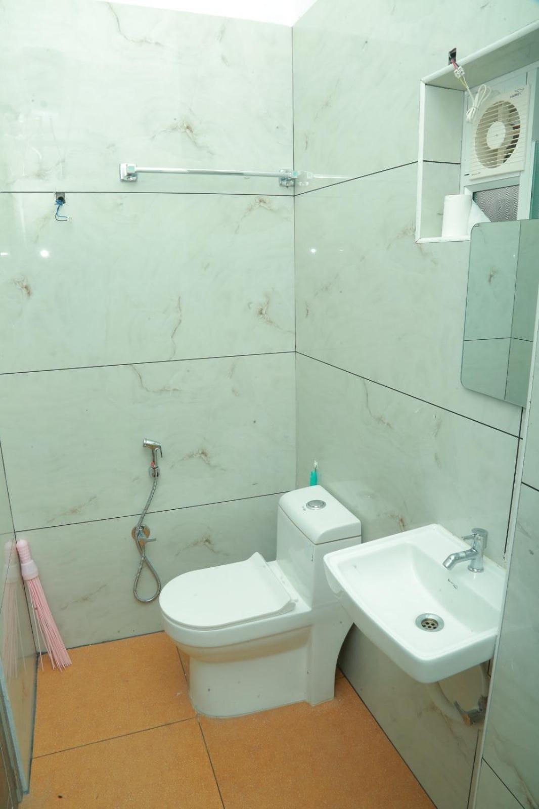 Azure Home Stay Kochi Buitenkant foto